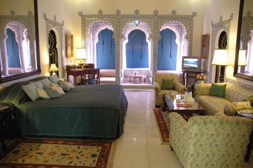 shiv niwas palace by hrh group of hotels