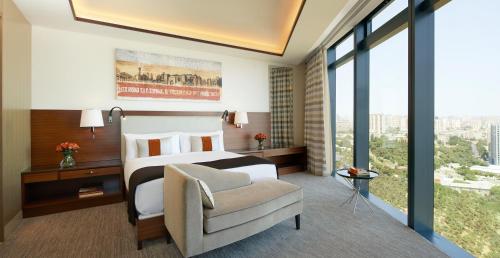 fairmont baku flame towers