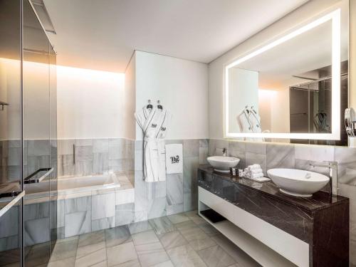 th8 palm dubai beach resort vignette collection