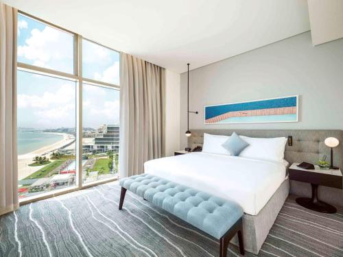 th8 palm dubai beach resort vignette collection