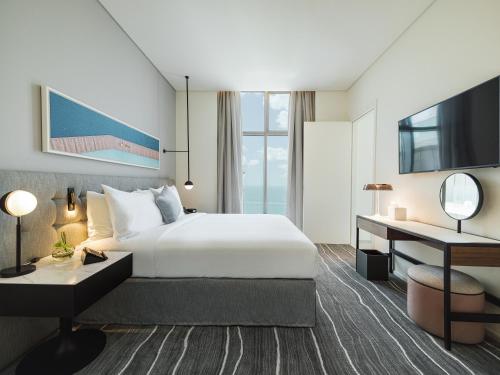 th8 palm dubai beach resort vignette collection