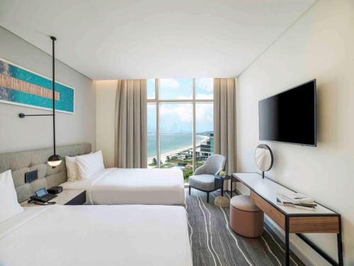 th8 palm dubai beach resort vignette collection