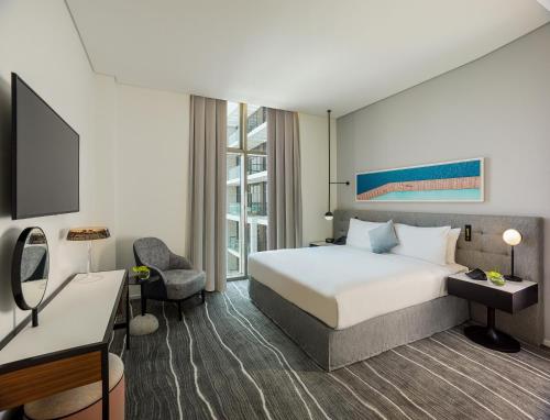 th8 palm dubai beach resort vignette collection