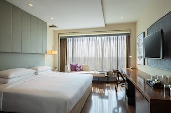 renaissance ahmedabad sg highway