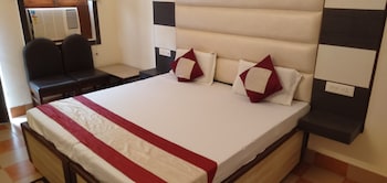 hotel sidhartha 80 metres from taj mahal