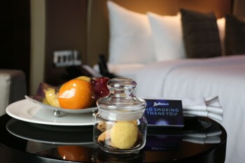 radisson blu atria bengaluru