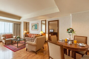 rembrandt residences bangkok