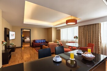 rembrandt residences bangkok