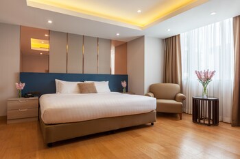 rembrandt residences bangkok