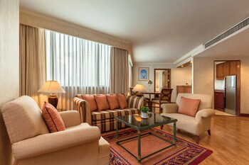 rembrandt residences bangkok