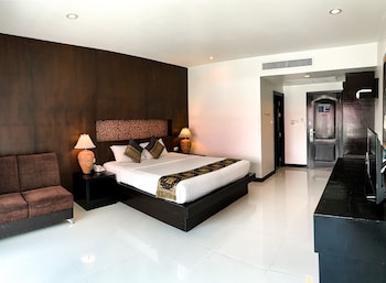 amata patong