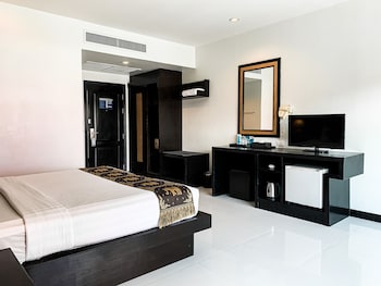 amata patong
