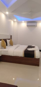 airport hotel j p palace