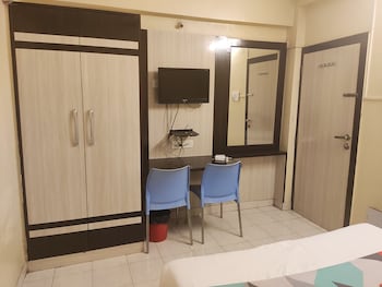 hotel mukesh residency