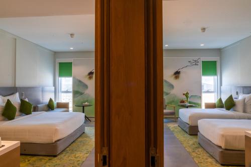 al khoory courtyard hotel