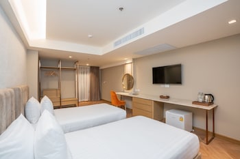 away bangkok riverside kene