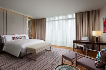 the ritz carlton baku