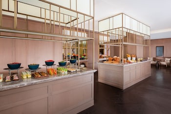 the ritz carlton baku