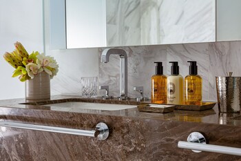 the ritz carlton baku