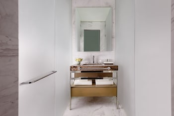 the ritz carlton baku