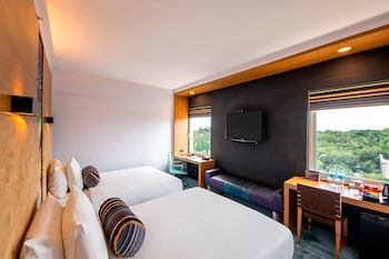 aloft bengaluru whitefield
