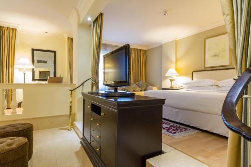 grand excelsior hotel deira
