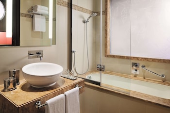 avani deira dubai hotel