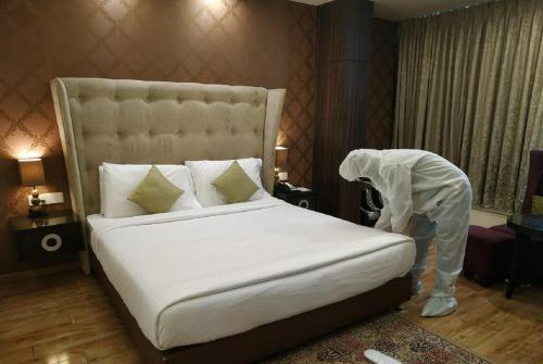 pipal tree hotel
