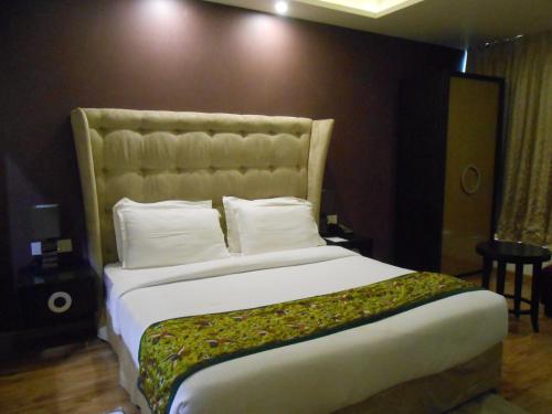 pipal tree hotel