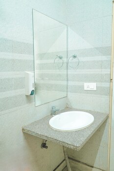 hotel cladis by quadis sector 15 noida