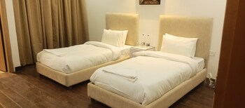 live inn hotel sector 45