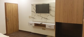 live inn hotel sector 45