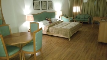 palanpur palace