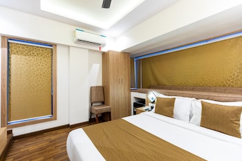 hotel larmont luxury