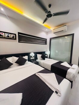 hotel larmont luxury