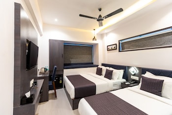 hotel larmont luxury