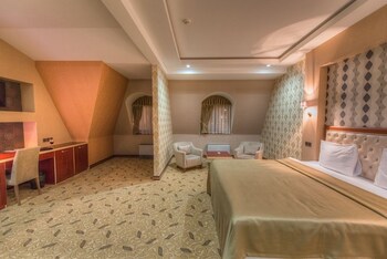 grand hotel baku central park