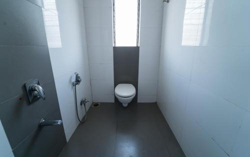 hotel aashish deluxe kolhapur