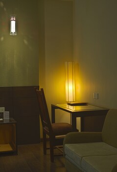 lariya resort