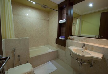 lariya resort
