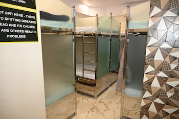 sagar dormitory andheri nearest to andheri railway station west