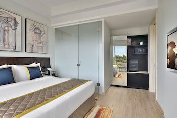 citadines arpora nagoa goa