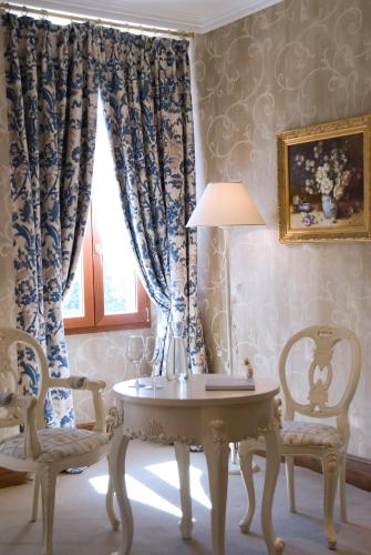 hotel chateau de la tour