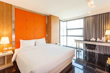 ibis styles chiang mai