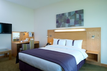 holiday inn express dubai airport by ihg