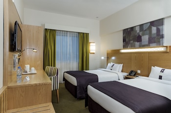 holiday inn express dubai airport by ihg