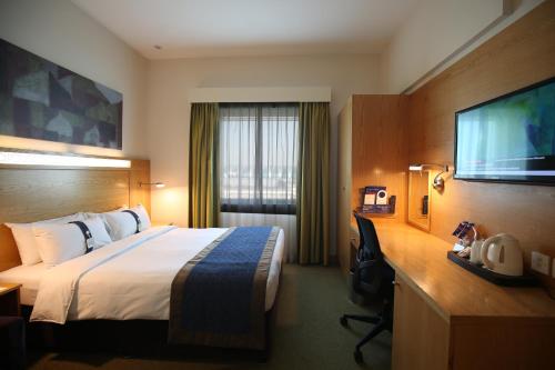 holiday inn express dubai airport by ihg