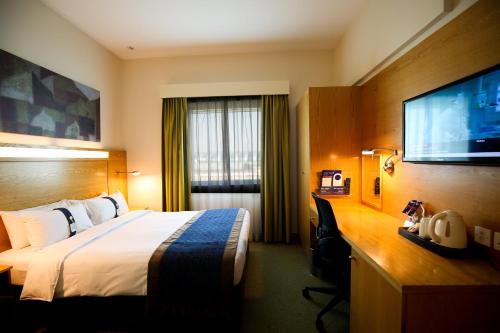 holiday inn express dubai airport by ihg
