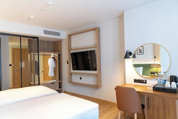 hilton garden inn baku