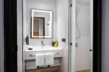 hilton garden inn baku